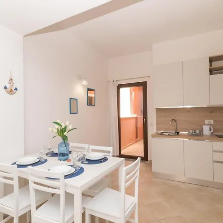 Apartment Mirto In The Center - Happy Santa Teresa Gallura