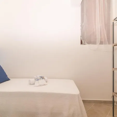 Apartment Mirto In The Center - Happy *